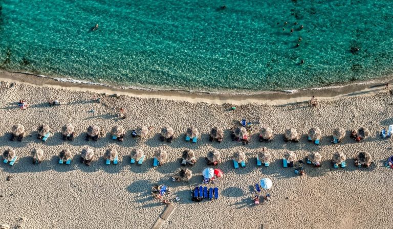 Κοινωνικός Τουρισμός: Στα «σκαριά» νέα παράταση – Χάος στη ΔΥΠΑ