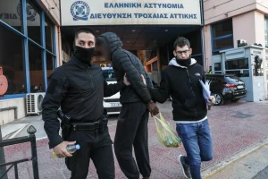 Στη φυλακή ο 16χρονος για το τροχαίο στη Λιοσίων – Ζήτησε συγγνώμη στην απολογία του