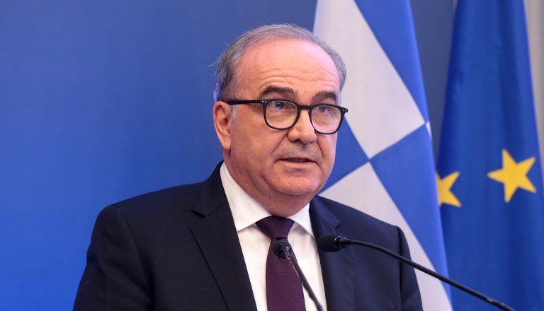Παπαθανάσης: «Επιπλέον 100 ευρώ στο επίδομα θέρμανσης» – Ποιοι θα το πάρουν