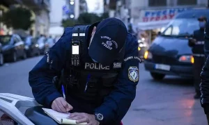 Μαζικά πρόστιμα σε 400.000 ιδιοκτήτες οχημάτων – Ποιοι θα δουν ειδοποίηση στην πόρτα τους