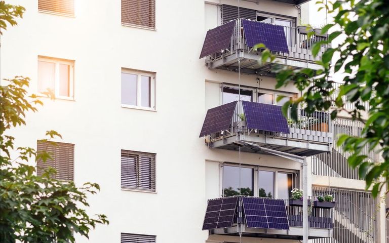 Έως και 25% χαμηλότερος λογαριασμός ρεύματος – Τι αλλάζει με τα φωτοβολταϊκά
