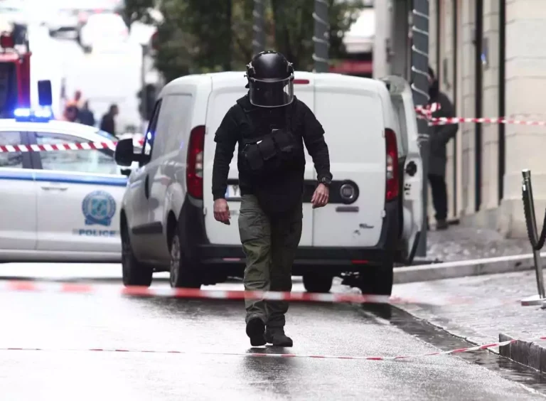 Συναγερμός στου Ζωγράφου: Χειροβομβίδα εντοπίστηκε στην Πανεπιστημιούπολη
