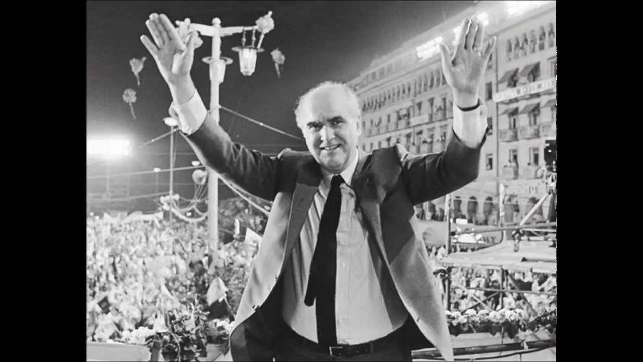 «Τσοβόλα, δώσ’ τα όλα»