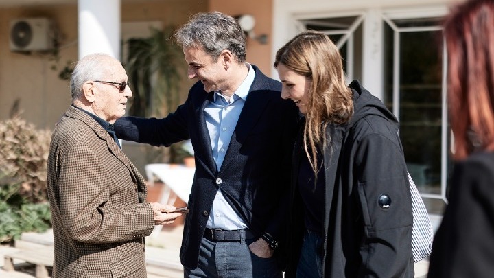 Μητσοτάκης: Στόχος μας είναι να επισκευάσουμε όλα τα κτήρια του Γηροκομείου