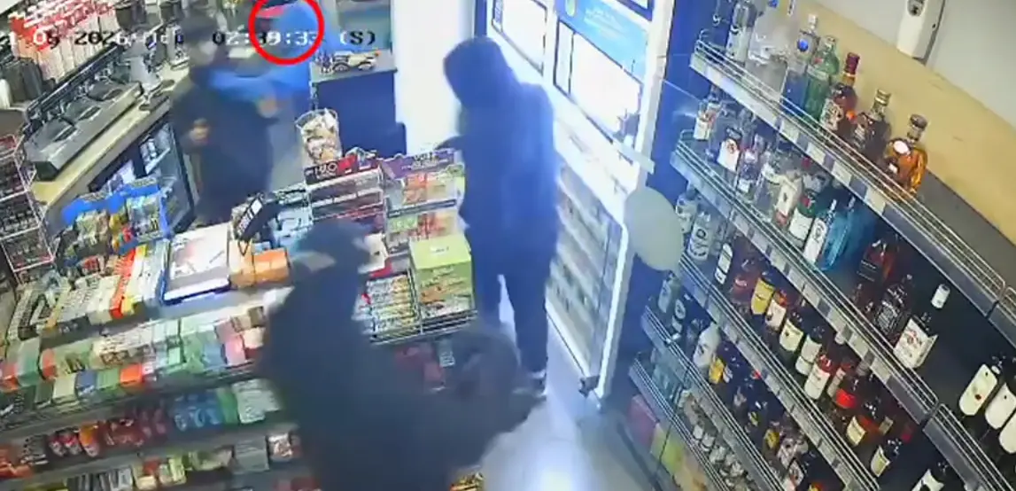 Τρόμος στη Θεσσαλονίκη: Ληστές του έβαλαν το πιστόλι στον κρόταφο – Βίντεο