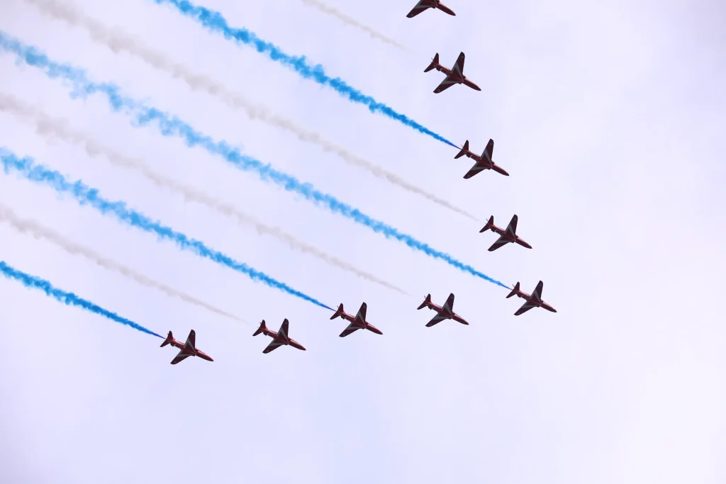 Air Show στο Φάληρο: Rafale και Red Arrows εντυπωσιάζουν στον ουρανό της Αθήνας
