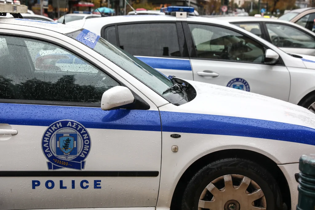 Ραφήνα: Επίθεση με μαχαίρι σε πρατήριο καυσίμων – Δύο τραυματίες, καταδίωξη και σύλληψη του δράστη
