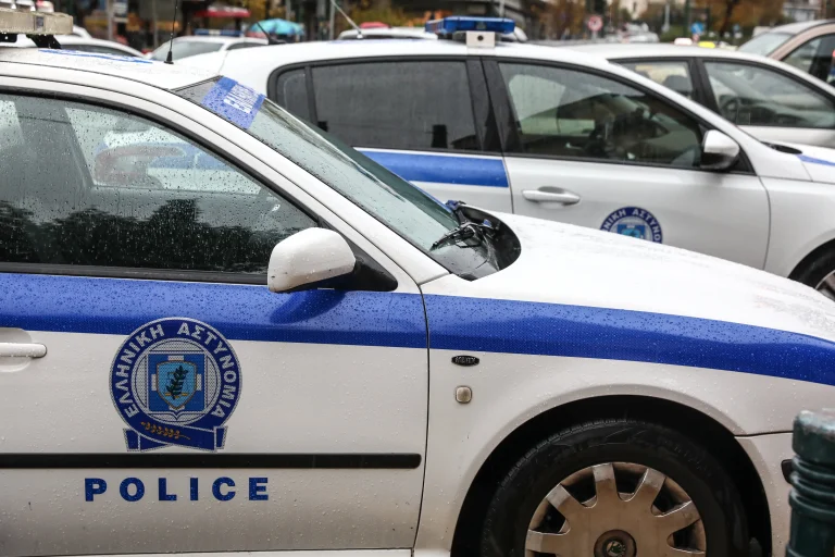 Ρόδος: Συνελήφθη 60χρονη για εμπορία ανθρώπων – Εξωθούσε ανήλικα παιδιά σε επαιτεία
