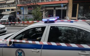 Αιδηψός: Ανήλικο κορίτσι ήπιε κατά λάθος χλωρίνη – Με περιπολικό στο Κέντρο Υγείας