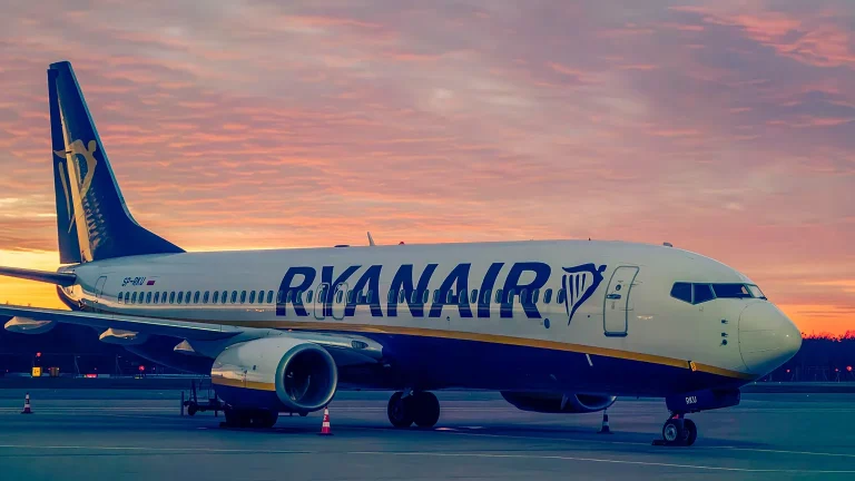 Ryanair: Τέλος από Θεσσαλονίκη και Κρήτη από τον Οκτώβριο