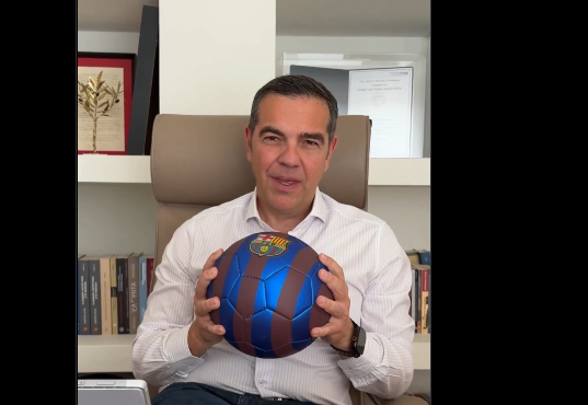 Τσίπρας με σύνθημα… πρωταθλητισμού: «Φτιάχνουμε ομάδα για πρωτάθλημα – Την Τρίτη να είστε όλοι εκεί»