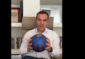 Τσίπρας με σύνθημα… πρωταθλητισμού: «Φτιάχνουμε ομάδα για πρωτάθλημα – Την Τρίτη να είστε όλοι εκεί»