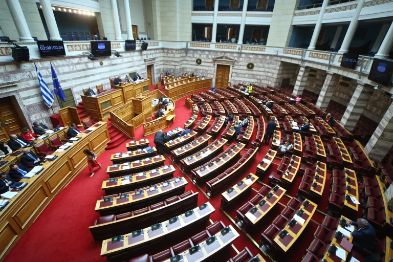 Βουλή: Στις 21 Μαΐου η συζήτηση για τις προανακριτικές στην υπόθεση ΟΠΕΚΕΠΕ