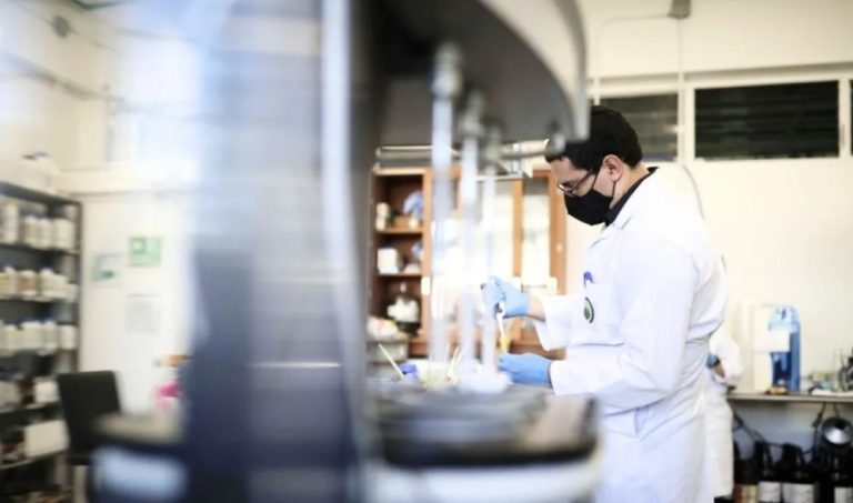 Brain regain: Φορολογικά κίνητρα για επιστροφή επιστημόνων στην Ελλάδα και εργασία στο Δημόσιο