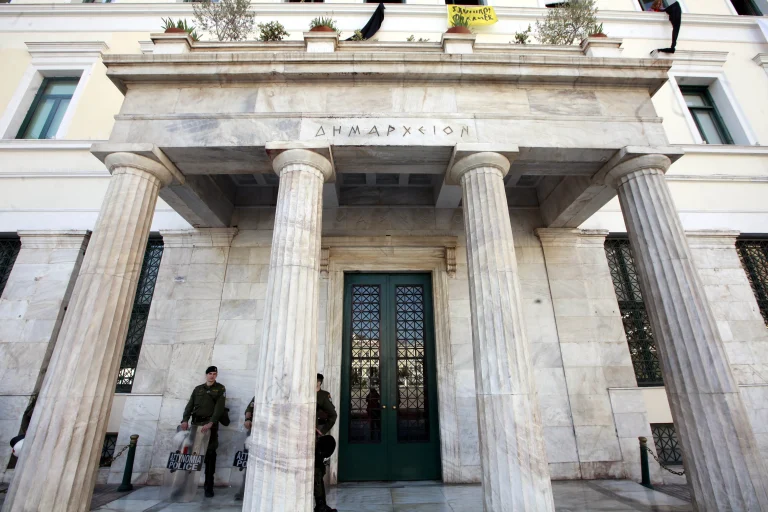 Δήμος Αθηναίων: Τελευταία ευκαιρία για 153 θέσεις εργασίας – Μέχρι αύριο (22/5) οι αιτήσεις