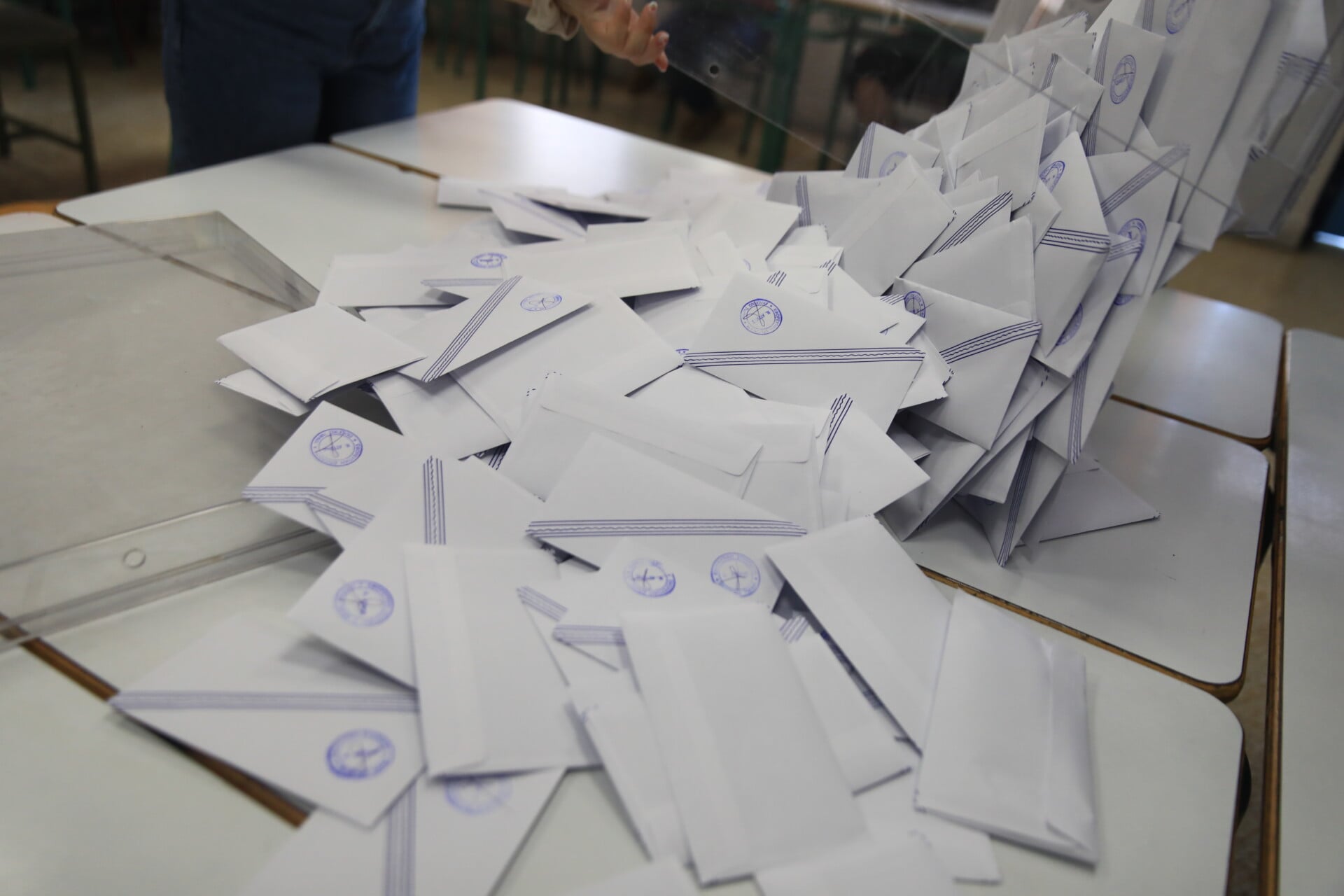 Δημοσκόπηση GPO: Δεύτερο το νέο κόμμα Τσίπρα, τέταρτη η Καρυστιανού