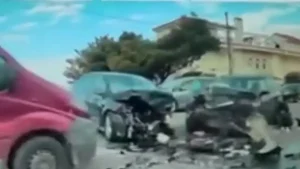 Βίντεο σοκ από το θανατηφόρο τροχαίο στην Αθηνών – Σουνίου