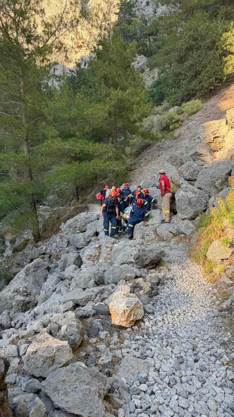 Συναγερμός στα Χανιά: Επιχείρηση διάσωσης για 67χρονο περιπατητή στο φαράγγι Αγίας Ειρήνης