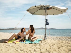 Γιατί αυτή η παραλία απαγόρευσε τις ομπρέλες –...