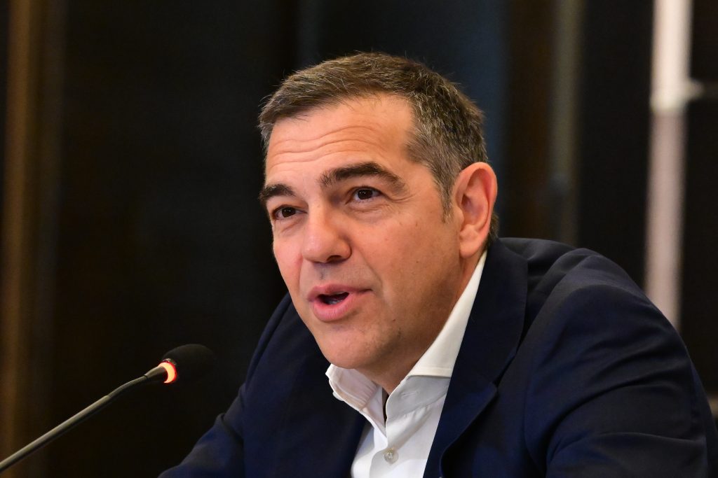 Τσίπρας προς τομεάρχες: Μεγάλη ευθύνη απέναντι στην κοινωνία – Στόχος η πολιτική αλλαγή