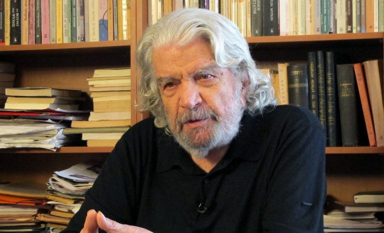 Έφυγε από τη ζωή ο Άγγελος Αντωνόπουλος σε ηλικία 94 ετών