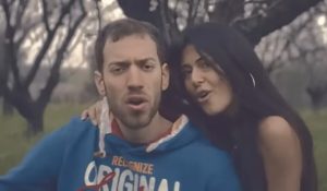 Παλιό βίντεο κλιπ με τη Λατινοπούλου «σπάει τα...