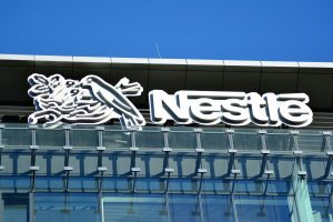 Γιατί επιβλήθηκε πρόστιμο – μαμούθ στη Nestlé Hellas;