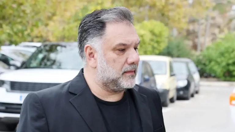 Τι απαντά ο Γρηγόρης Αρναούτογλου για την περιπέτεια της υγείας του