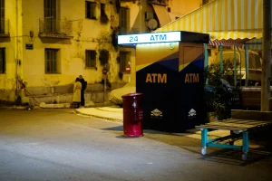 Γονικές παροχές χρημάτων: Τα SOS για μετρητά και...