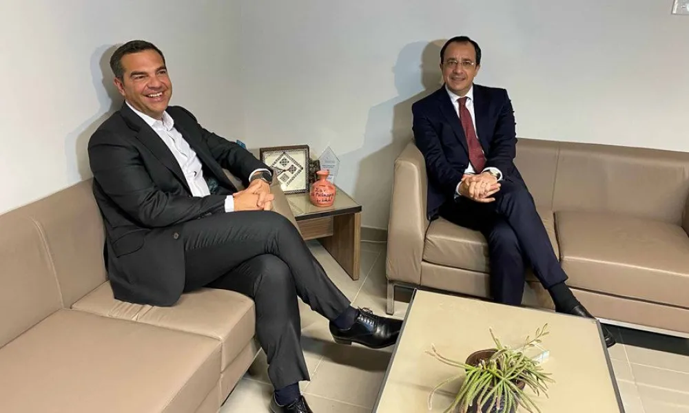 Τσίπρας από τη Λευκωσία: «Αναγκαίος περισσότερο από ποτέ ο συντονισμός Ελλάδας και Κύπρου»