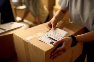 Temu και Shein: Από αύριο (1/7) ο νέος δασμός των 3 ευρώ – Τι αλλάζει στις online αγορές