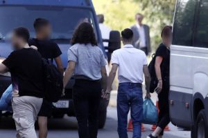 Καλλιθέα: Νέα τροπή στο φονικό με τον 15χρονο – Εμφανίστηκε 18χρονος στις Αρχές