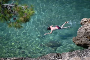 Καιρός: Πού «χτύπησε» 35,3°C ο υδράργυρος – Οι...