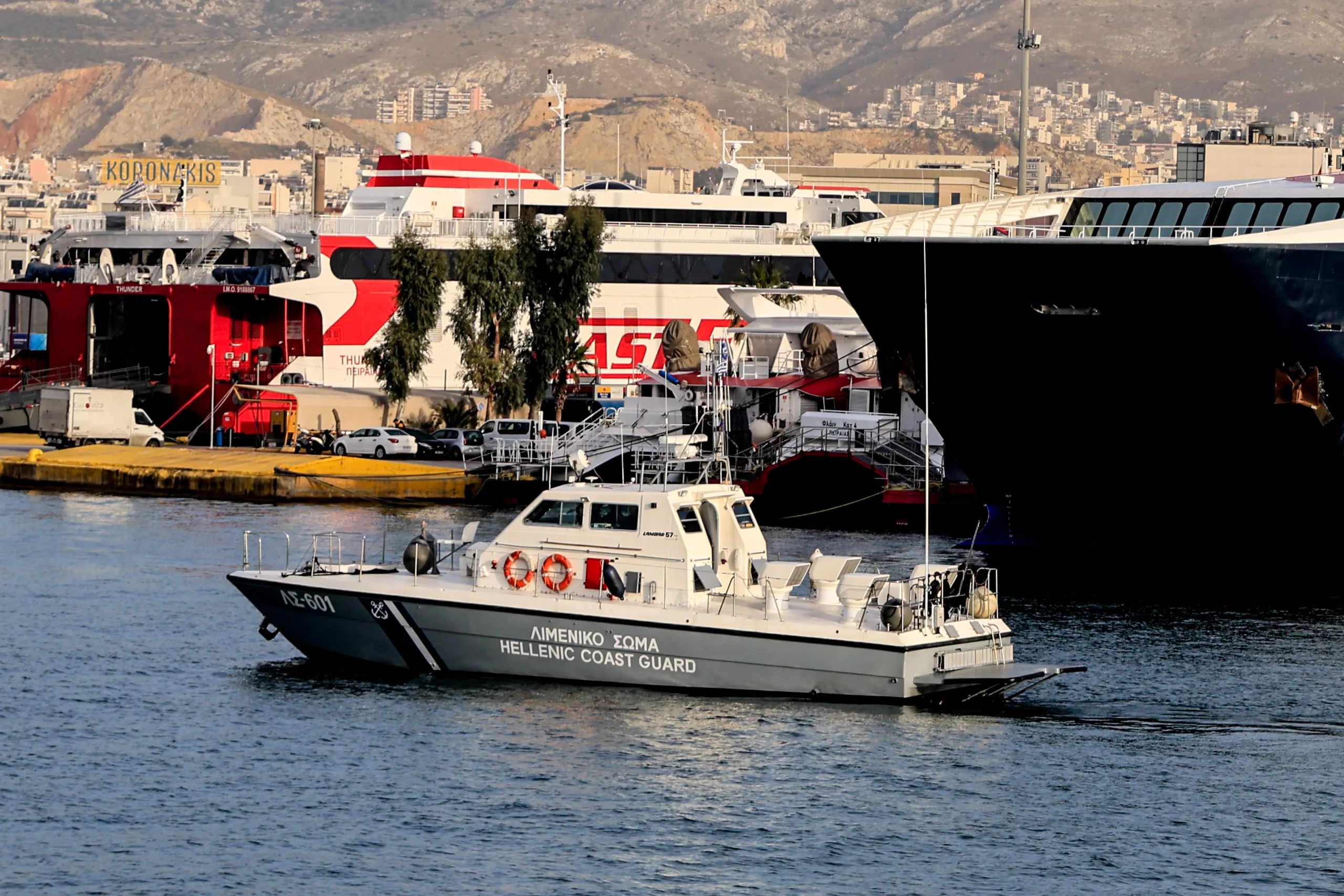 Πειραιάς: Άνδρας βρέθηκε νεκρός στη θάλασσα στην Πύλη Ε2 – Αναζητούνται τα στοιχεία του