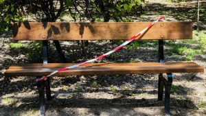 Σοκ στα Καμένα Βούρλα: 49χρονος βρέθηκε νεκρός σε παγκάκι
