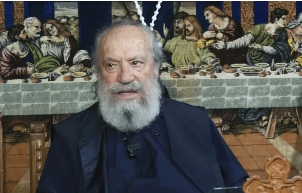 Θρήνος στη Λέσβο: Νεκρός στη θάλασσα ο παπα-Στρατής του Ταξιάρχη Μανταμάδου