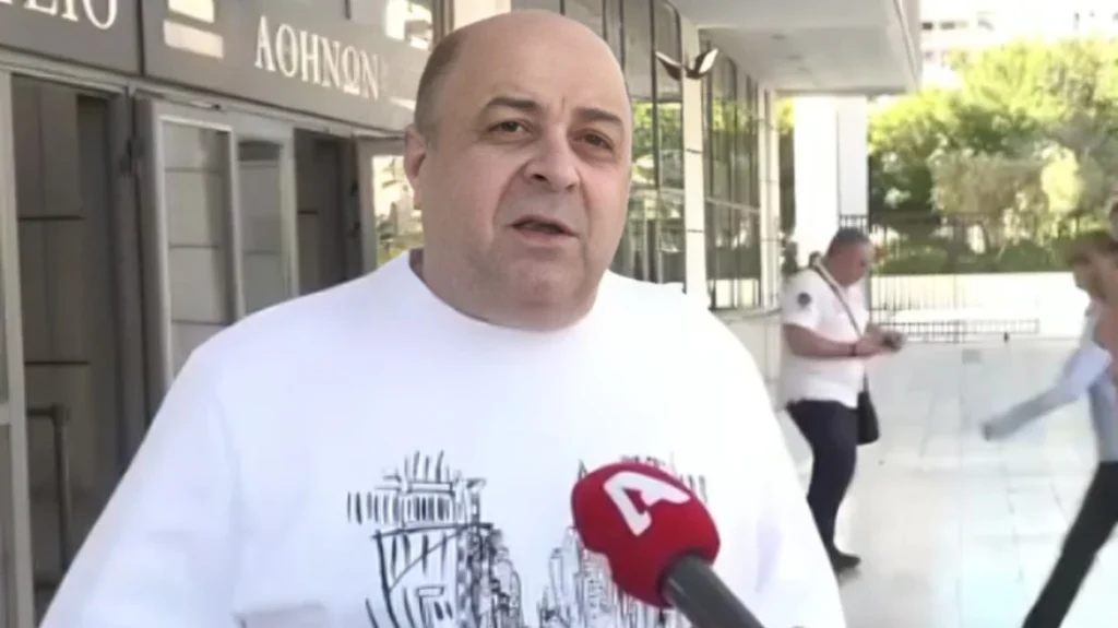 Στα δικαστήρια ο Μάρκος Σεφερλής με τον κουμπάρο του για υπεξαίρεση