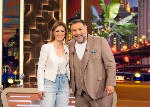 The 2Night Show: Ο Αρναούτογλου υποδέχεται Ραφαηλίδη, Κέιν,...