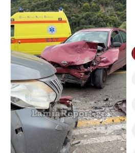 Σφοδρό τροχαίο στις Θερμοπύλες: Δύο τραυματίες μετά από μετωπική σύγκρουση
