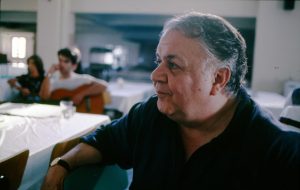 Ο Μάνος Χατζιδάκις πέρασε στην αιωνιότητα, αφήνοντας πίσω του ένα ανεκτίμητο έργο