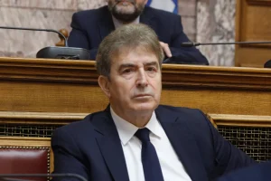 Χρυσοχοΐδης: Μπαίνουν σε λειτουργία οι 300 κάμερες στην...