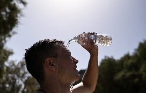 Δροσιά στο σπίτι χωρίς κλιματιστικό; Οι λύσεις που...