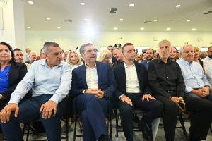 Ο Αλέξης Τσίπρας παρουσιάζει τις θέσεις της ΕΛΑΣ για την Τοπική Αυτοδιοίκηση