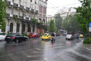 Έκτακτο δελτίο ΕΜΥ: Ισχυρές καταιγίδες και κόκκινη προειδοποίηση σε Σποράδες και Εύβοια