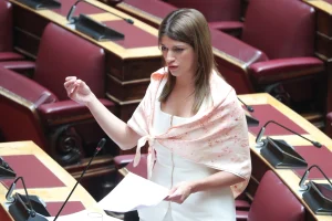 Νέα παραίτηση στον ΣΥΡΙΖΑ: Αποχωρεί η Κατερίνα Νοτοπούλου