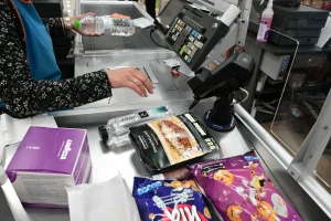 ΙΕΛΚΑ: Το 41% των καταναλωτών δεν προλαβαίνει να...