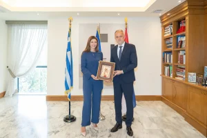 Ζαχαράκη – Gajić: Νέα συνεργασία Ελλάδας και Σερβίας στον σχολικό αθλητισμό