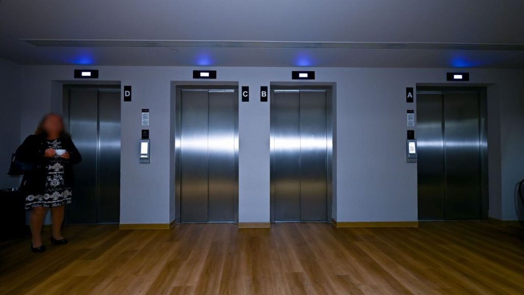 «Πάγωμα» προστίμων και νέα παράταση για την απογραφή ανελκυστήρων – Τι προβλέπει η τροπολογία