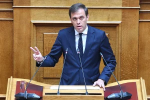 Μάντζος: «Εάν η στάση του κόμματος Τσίπρα για τα πανεπιστήμια είναι αριστερή, εγώ είμαι ο Τσε Γκεβάρα»