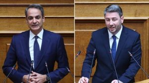 Μετωπική Μητσοτάκη – Ανδρουλάκη στη Βουλή για τη 13η σύνταξη